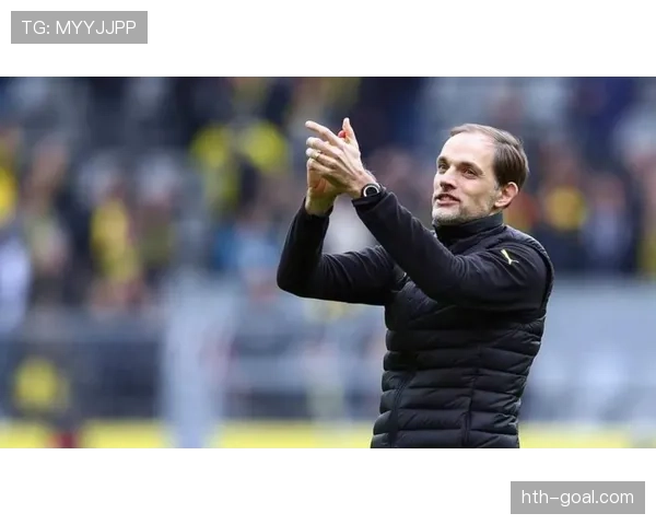 图赫尔战术革新持续提升球队控球模式,重塑足球比赛节奏与策略 图赫尔战术革新持续提升球队控球模式,重塑足球比赛节奏与策略