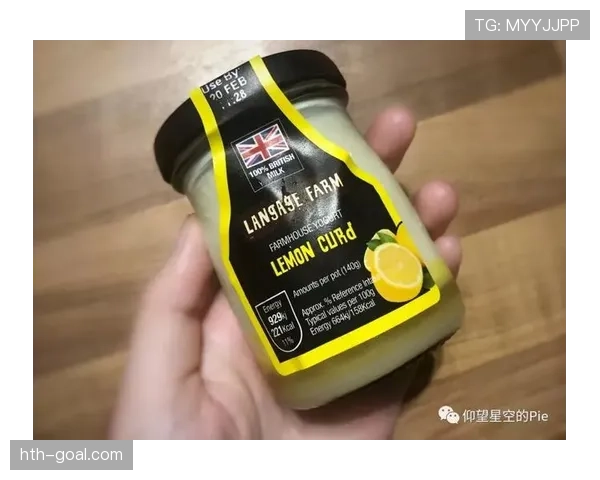 埃琳·安德森训练完直接拎爱马仕去超市买打折酸奶