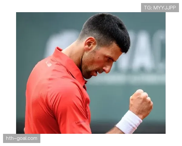 德约科维奇居然在家做饭，中年大叔气质瞬间掉线？